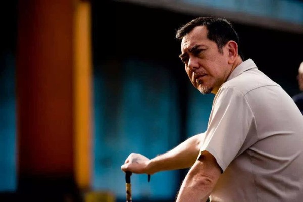 他是周杰伦的干爹,比谢贤还风流,结婚3天就分居,老婆的心好宽