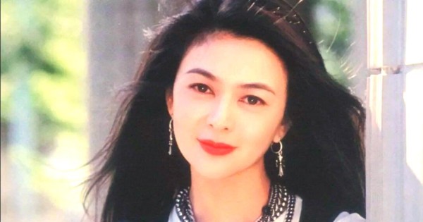 香港娱乐圈中的富豪与女明星的情感纠葛