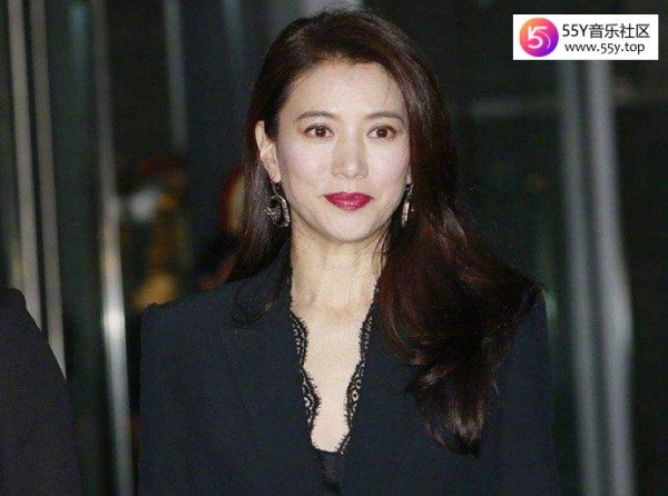 袁咏仪吴镇宇私下关系如何