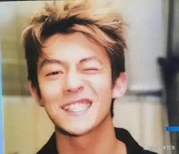 陈冠希神颜哪来的?混血妈妈老照片曝光惊艳全网