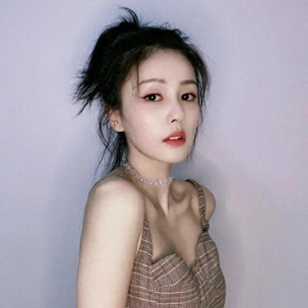 白鹿暴瘦成排骨,却因“圆脸”演不了李清照?是偏见还是事实?