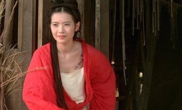 蓝洁瑛膝下无子女, 钱包中却有张母女照片! 蓝洁瑛视若珍宝