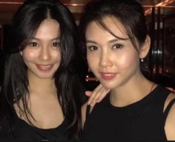 蓝洁瑛膝下无子女, 钱包中却有张母女照片! 蓝洁瑛视若珍宝