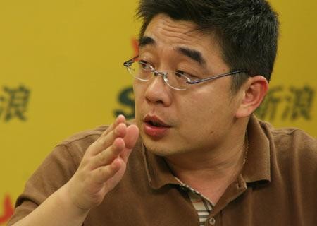 学术明星集体不务正业钱文忠过戏瘾被指长太丑