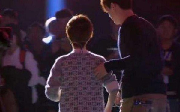 盘点娱乐圈曾经当场摔话筒走人的8大明星: 最后一位付出惨痛代价