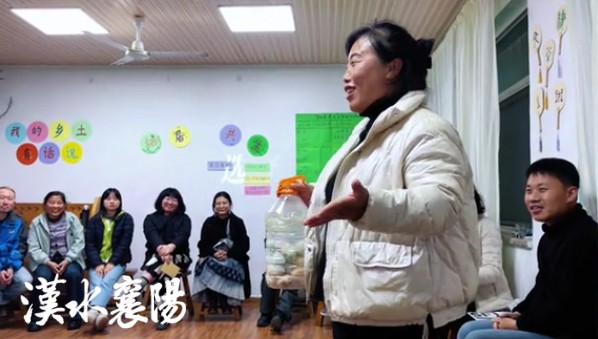 吴克群留言、谭咏麟点赞!襄阳阿姨带着鸡蛋闯北京!