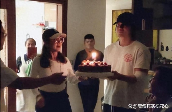 言承旭为68岁富婆庆生!关系暧昧12年!就这么喜欢姐弟恋?