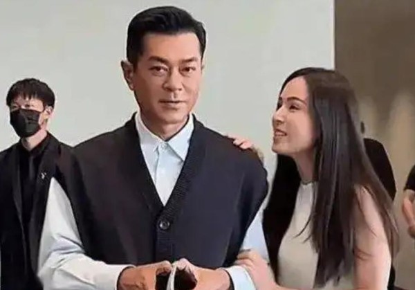 古天乐被曝美国低调完婚,王晶透露内情,网友感叹是时候安定下来了