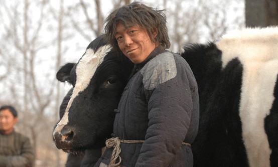 明星被说丑他们都这样回应,黄渤靠自黑化解尴尬