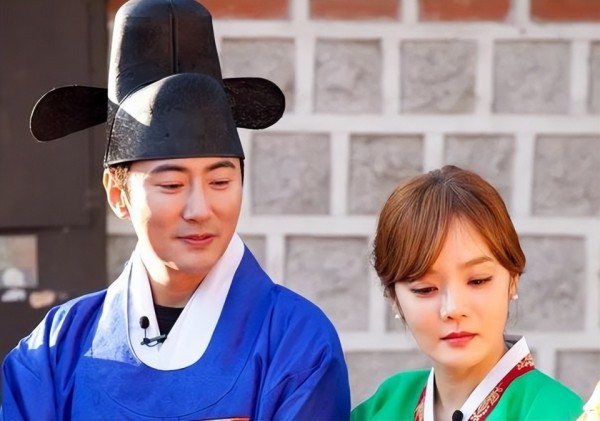 蔡琳终于想开了,主动提出让儿子到中国旅行,还要找高梓淇一起