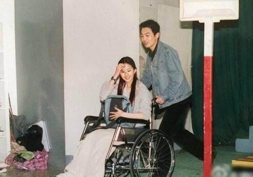 娱乐圈4对最出人意料的好友,原来周迅和黄渤是20多年的老朋友