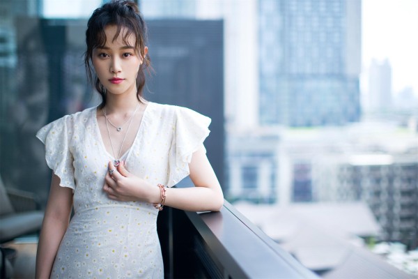 曹骏蓝盈莹分手原因曝光,深扒曹骏家庭背景年收入身家有多少?