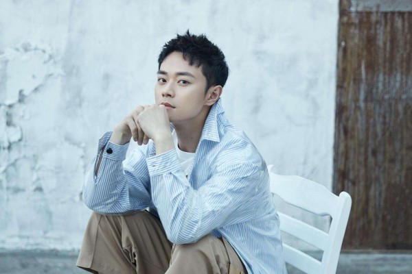 曹骏蓝盈莹分手原因曝光,深扒曹骏家庭背景年收入身家有多少?