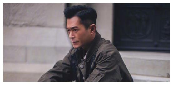 31岁女星为古天乐庆祝生日,2人合照太甜蜜,网友:好事将近?