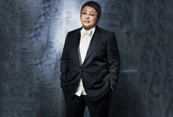 收养孩子的明星,只有她最悲剧,养女却嫁给了自己的丈夫