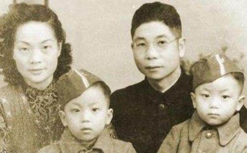 庶孙蒋万安为何从不叫蒋经国“爷爷”?