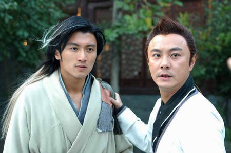 他是香港电视剧一哥,被谢霆锋连累遭封杀,如今转内地发展