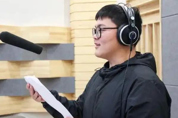 为什么影视剧的配音越来越烂,配音与演员形象不符合