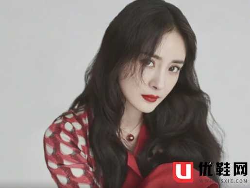 杨幂从万人黑到现在的大明星都经历了什么?