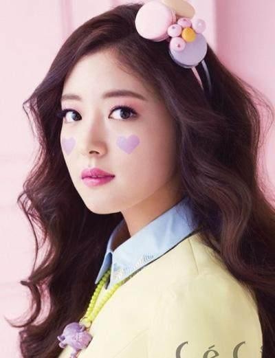 他们如何成为明星?赵丽颖鹿晗逛街时被星探发现,她的原因最神奇