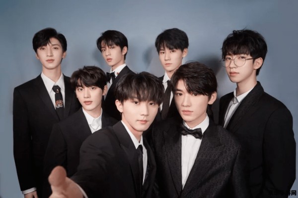 时代少年团属于几线 时代少年团:娱乐圈的新星,三线之上的璀璨光芒