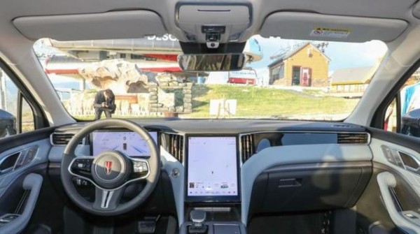 即将开讲红旗H56,近期更新可能放缓,因为重要车型懂车帝HS6需重点学习,红旗不仅卖颜值更隐藏巨大技术差距-有驾