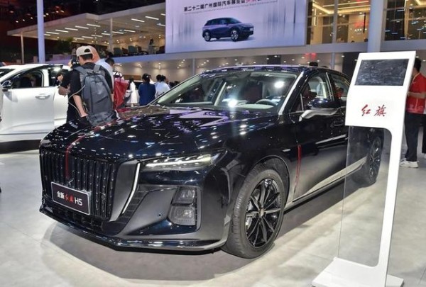 即将开讲红旗H56,近期更新可能放缓,因为重要车型懂车帝HS6需重点学习,红旗不仅卖颜值更隐藏巨大技术差距-有驾