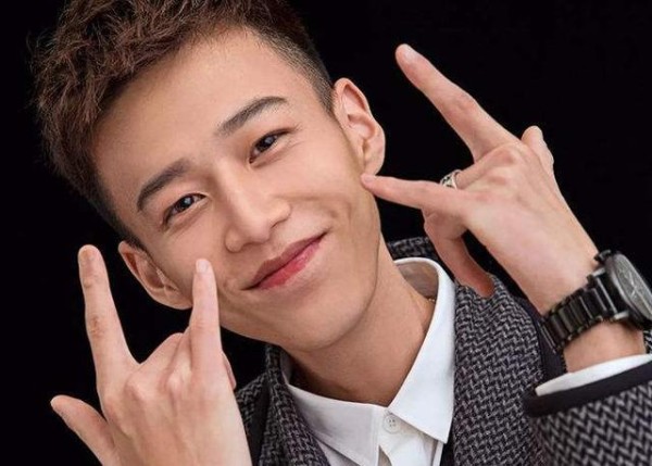 网红界的防火防盗防闺蜜?王逗逗和张弛分手,是因为闺蜜董一涵?