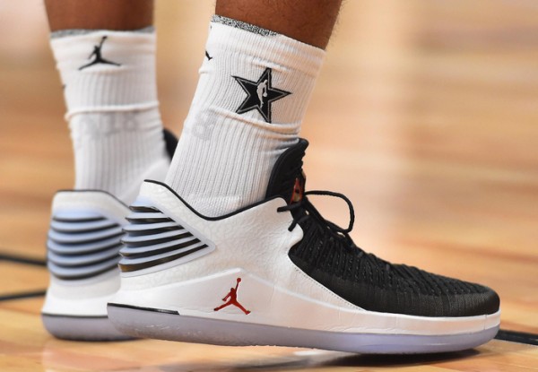 退役之后20年,新一代NBA球星们是如何看待乔丹的?