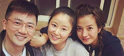 苏有朋为林心如庆生,捧场赵薇话剧,哪个关系更好?这点看出区别