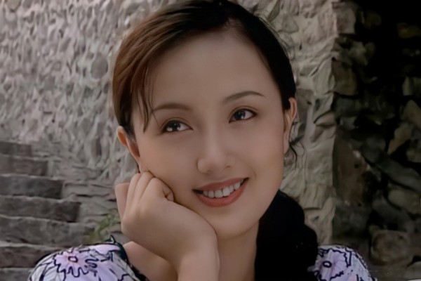 娱乐圈有真爱,明星夫妻相守近30年,真正的清流一股