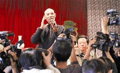 李伯清露面禅语破解出家悬疑