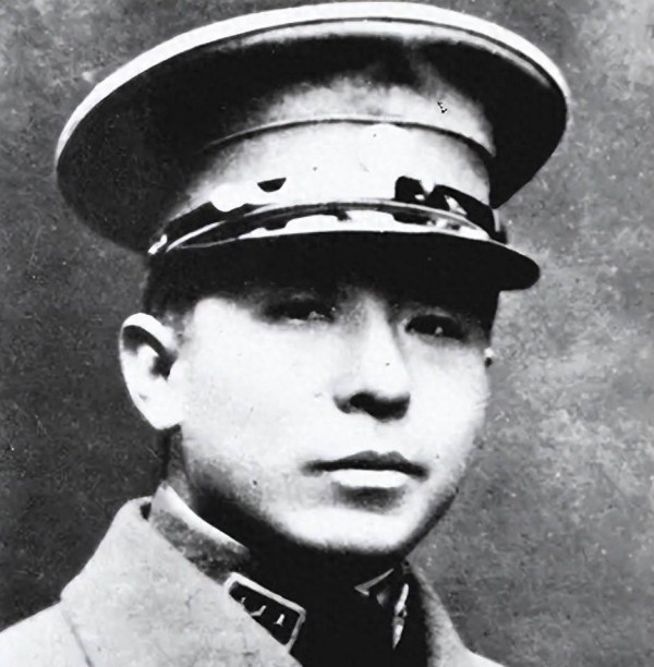 张学良晚年谈及宋美龄:我们年轻的时候曾经约会过