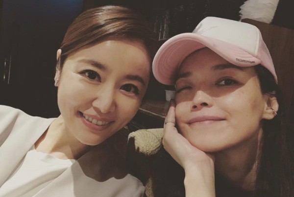 演艺圈最暖闺蜜情,林心如与舒淇29年挚友,患难见真情