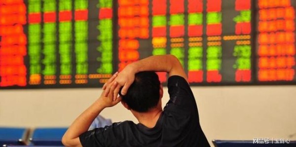 这么多年,咱们这专家和资本大佬们只研究两件事儿。