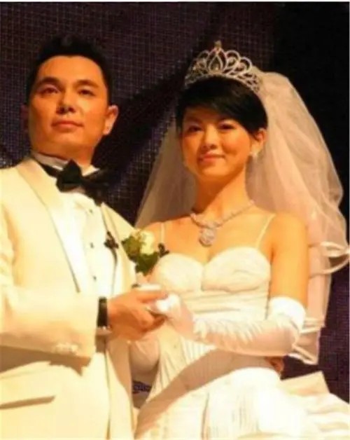 李湘前夫李厚霖近照曝光,当年他们认识33天就闪婚