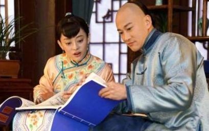 何润东妻子自嘲被“潜规则”!陪睡10年才有的角色,果然很恩爱