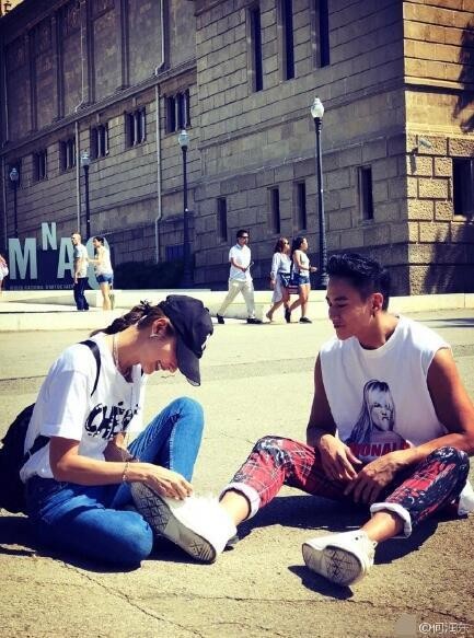 吴聘死了何润东还在!何润东晒与妻子恩爱合照曝光 何润东妻子是谁