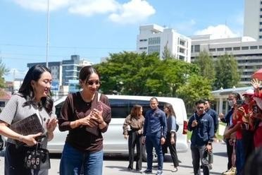 泰国政坛突发地震:佩通坦为何突然辞职?背后暗藏王室与家族的权力博弈