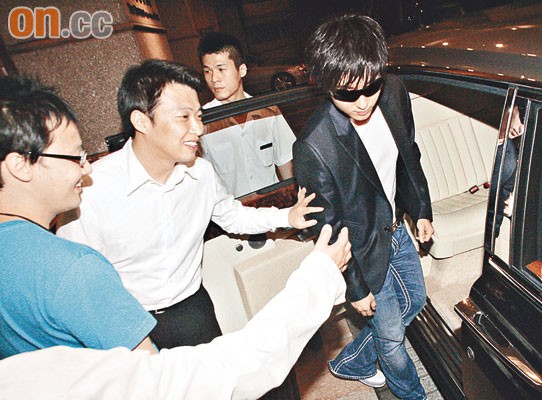 李俊基欣赏张柏芝惊闻已婚连呼三声遗憾(附图)