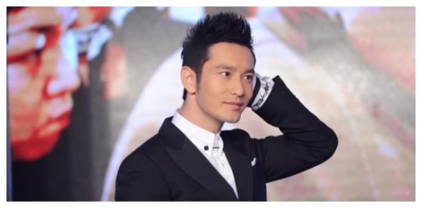 被富婆“包养”的四大男星,一位成内地天王,功成名就!