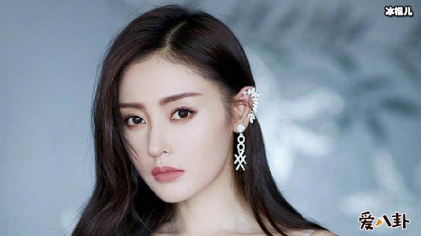 徐开骋否认与张天爱恋情