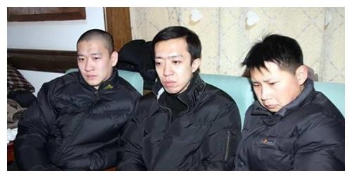 当初和郭德纲反目4个徒弟,如今前三位得罪不起,唯独他勉强糊口