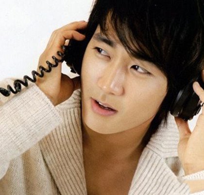 宋承宪女友李妍熙是谁? 他在第三种爱情与刘亦菲相识