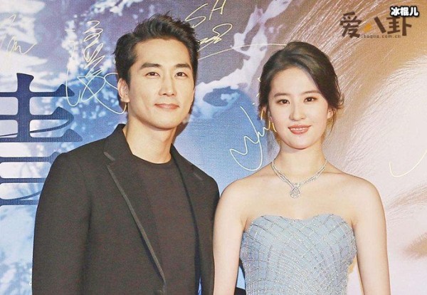 刘亦菲宋承宪当初为何分手,在一起是为了引流量?