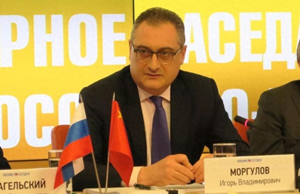 中俄谁都当不了“老大哥”，俄方主动聊起中苏往事，澄清一个误会