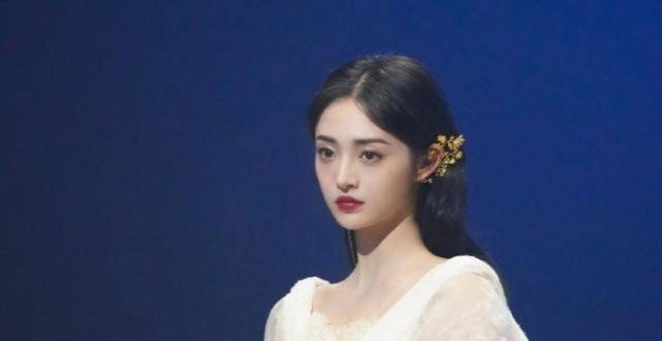 萧敬腾格局真大，牺牲自己帮张碧晨圆梦，还让一位老将避免了尴尬