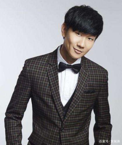 郭冬临和林俊杰只差一顶假发？本以为开玩笑，戴后粉丝都认不出来