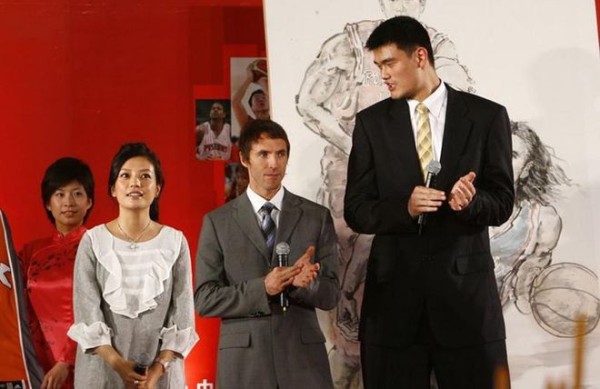 10年前，2位文体界大明星，花费几千万投资酒庄，现在怎么样了