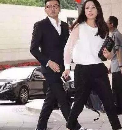 苏有朋隐婚14年老婆近照曝光,怪不得他不守与林心如的40岁之约
